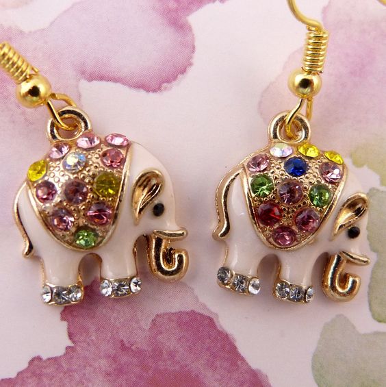 Fashion Pig Crystal Earrings