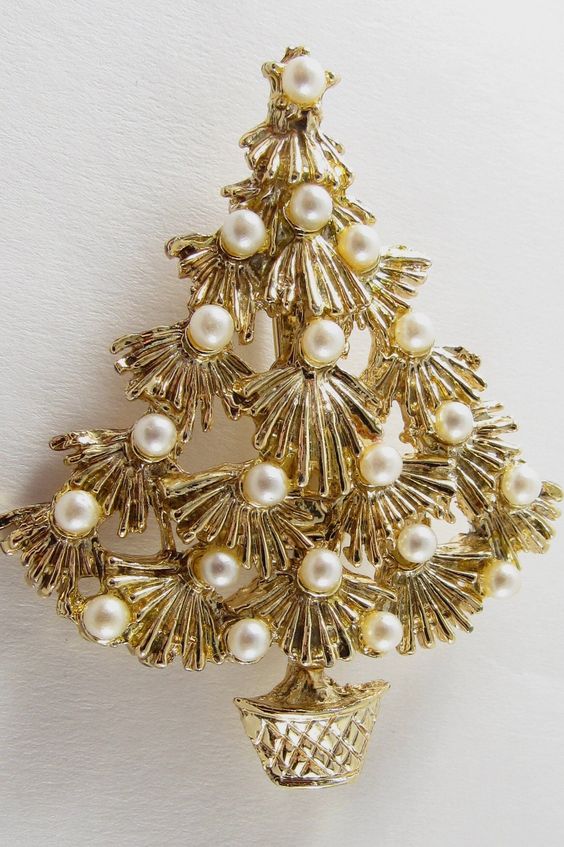 Elegant Christmas Brooches